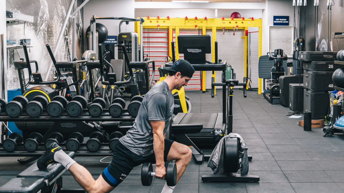 Jokerit weight training in gym